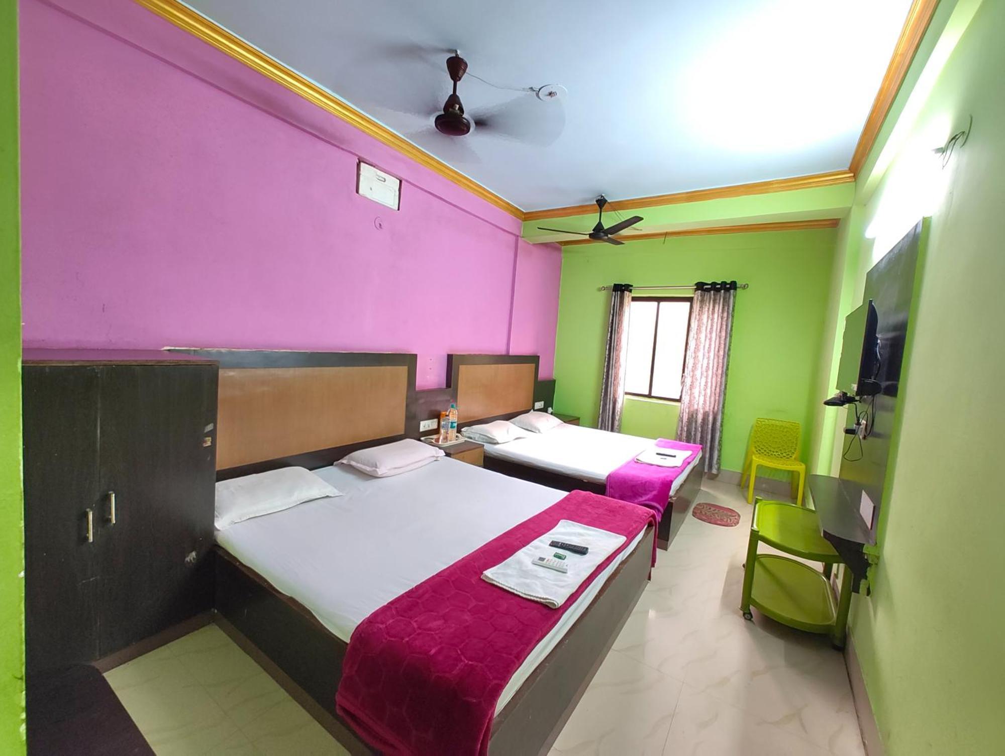 Goroomgo Samrat Palace Puri Near Sea Beach With Parking Facilities - Restaurant Available - Couple Friendly Luaran gambar