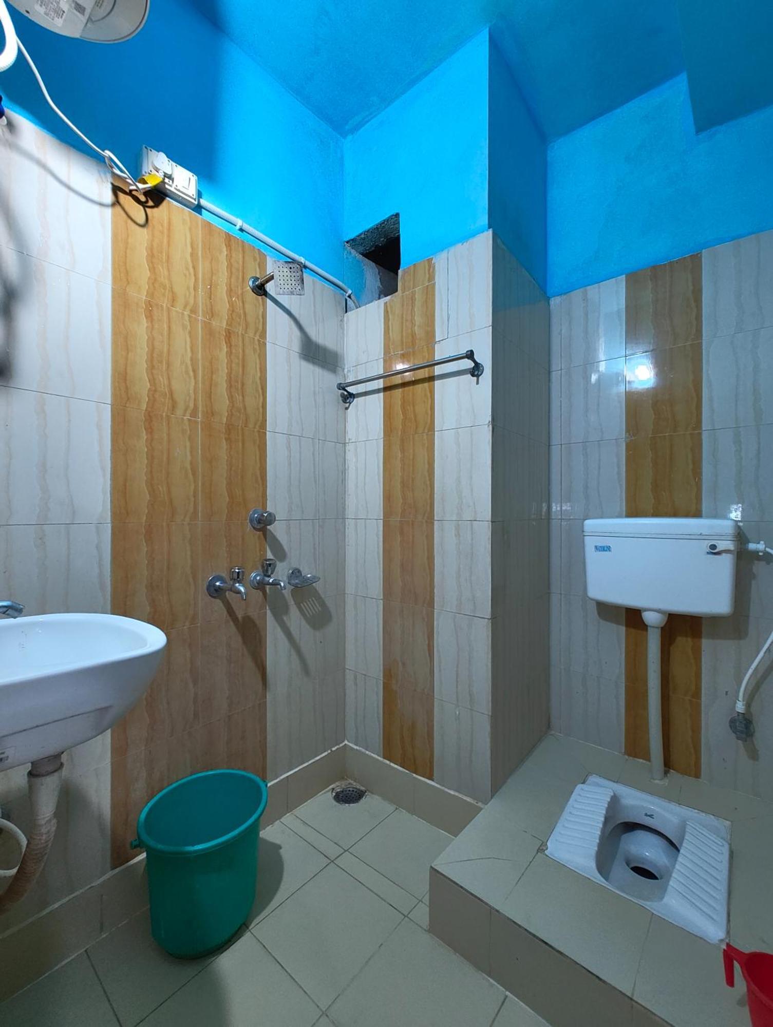 Goroomgo Samrat Palace Puri Near Sea Beach With Parking Facilities - Restaurant Available - Couple Friendly Luaran gambar