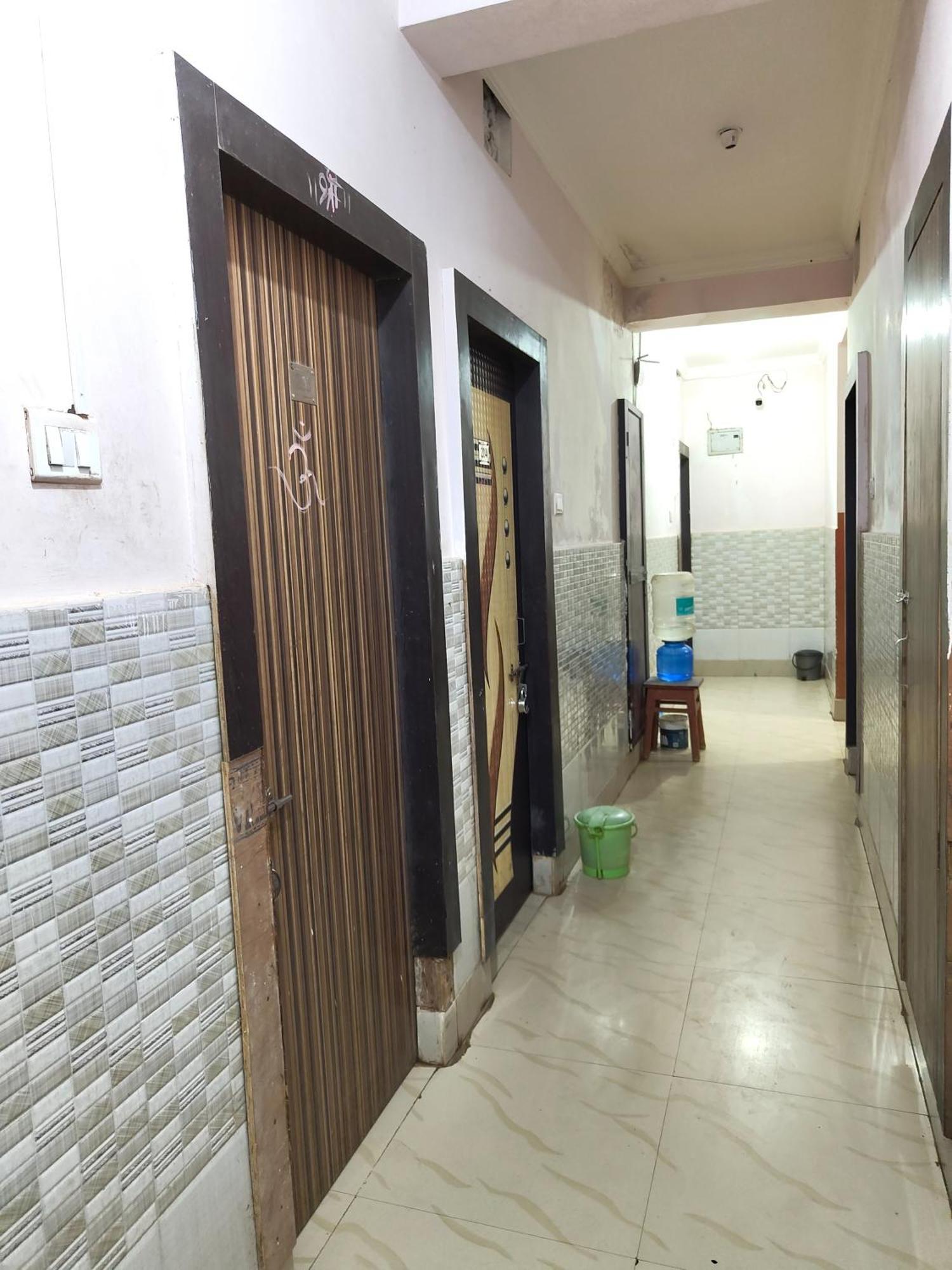 Goroomgo Samrat Palace Puri Near Sea Beach With Parking Facilities - Restaurant Available - Couple Friendly Luaran gambar
